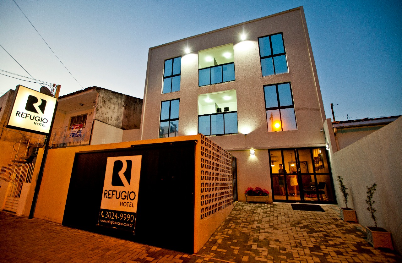 REFUGIO MACEIÓ HOTEL